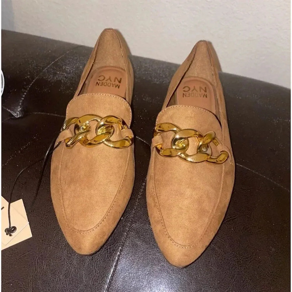 Madden NYC Women's Chain Accent Loafers Brown Size 6 Casual Flats - Picture 1 of 3